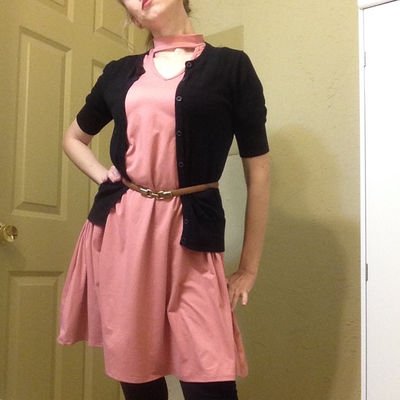 Flowy Coral Pink Dress - Picture 7 of 8